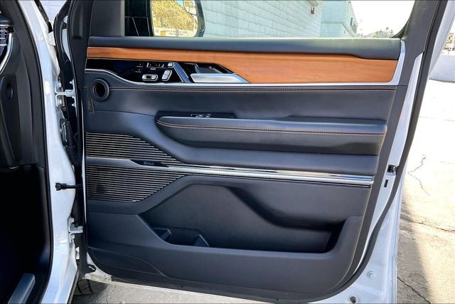 2024 Jeep Grand Wagoneer L Series III