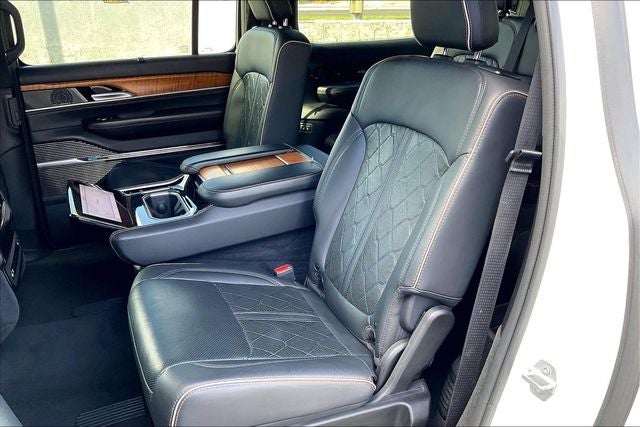 2024 Jeep Grand Wagoneer L Series III