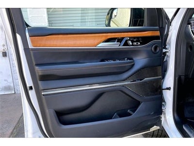 2024 Jeep Grand Wagoneer L Series III