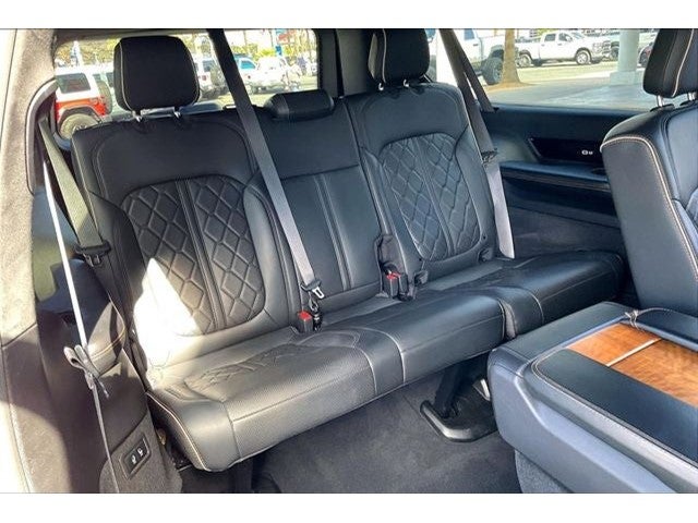 2024 Jeep Grand Wagoneer L Series III