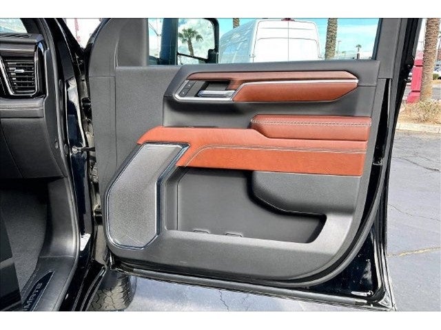 2024 GMC Sierra 3500HD Denali Ultimate