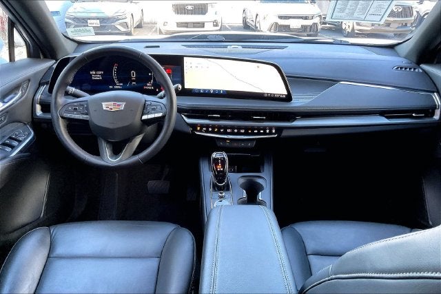 2024 Cadillac XT4 Premium Luxury
