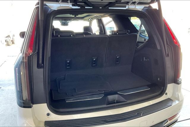 2024 Cadillac Escalade Premium Luxury
