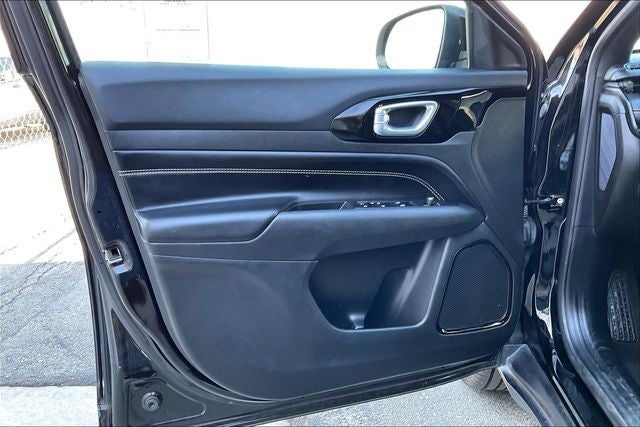 2023 Jeep Compass Altitude