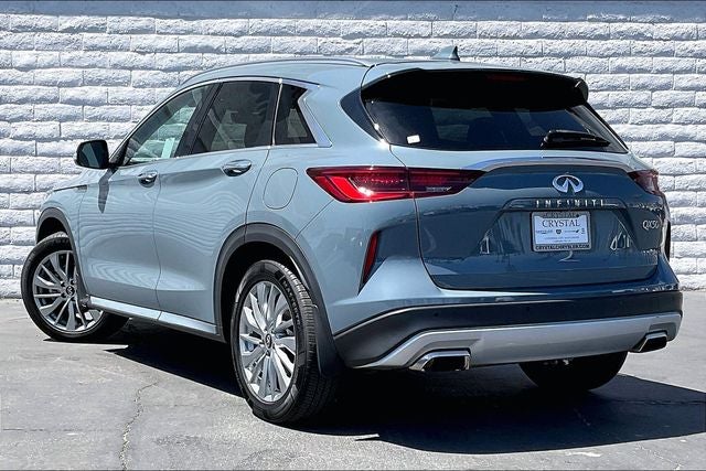 2023 INFINITI QX50 LUXE FWD