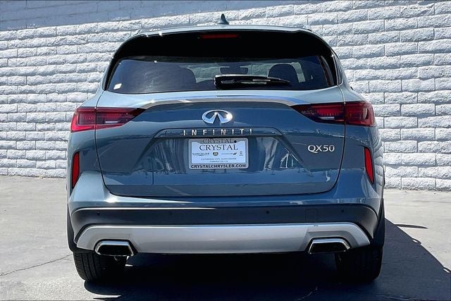 2023 INFINITI QX50 LUXE FWD