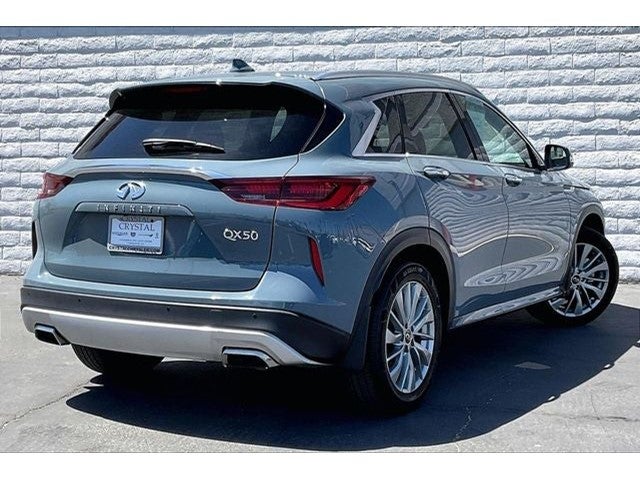 2023 INFINITI QX50 LUXE FWD