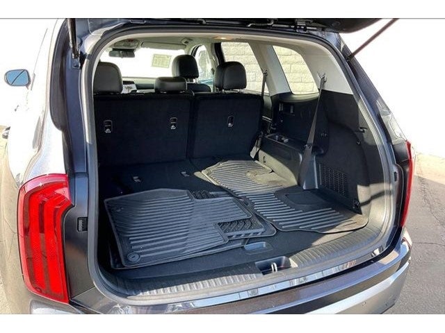 2025 Kia Telluride LX