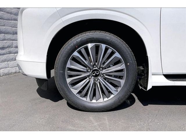 2026 INFINITI QX80 Luxe 4WD