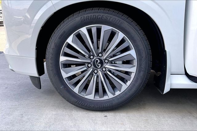 2026 INFINITI QX80 Luxe 4WD