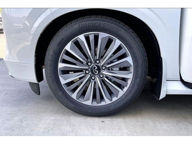 2026 INFINITI QX80 Luxe 4WD