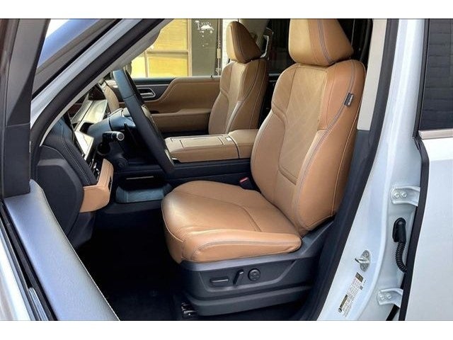 2026 INFINITI QX80 Luxe 4WD