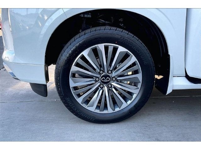 2027 INFINITI QX80 Luxe 2WD