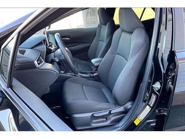 2025 Toyota Corolla Hatchback SE